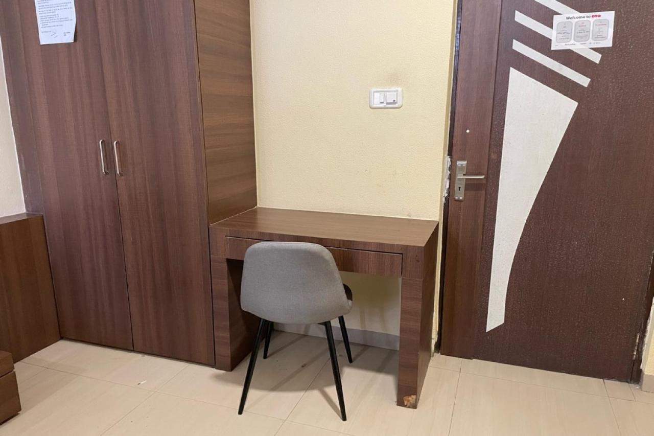 Hotel Collection O 84499 Nakshatra Indore