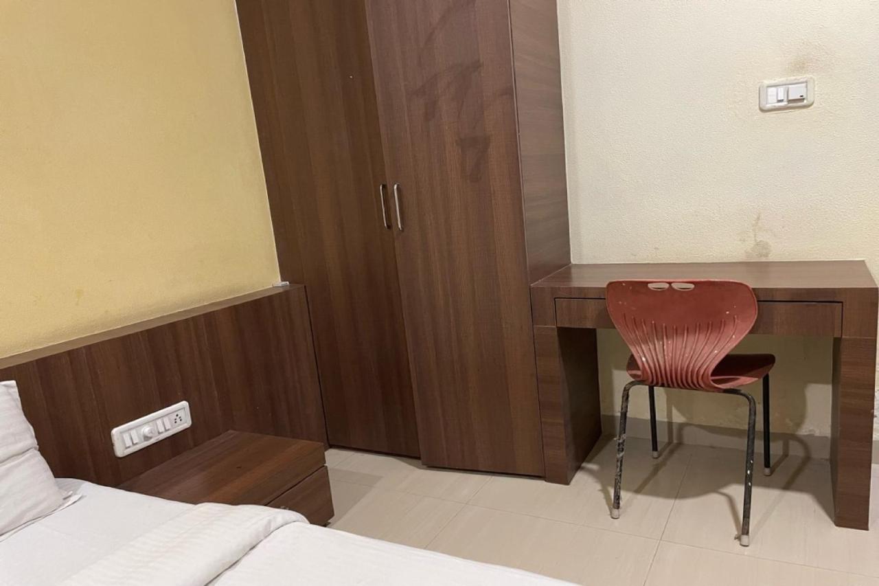 Collection O 84499 Nakshatra 3* Indore