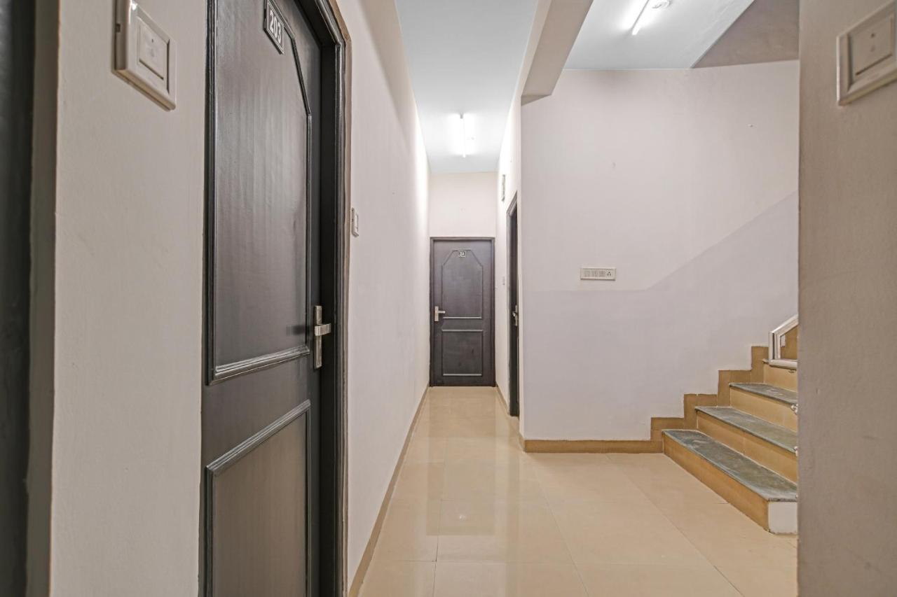 Collection O 84499 Nakshatra 3* Indore