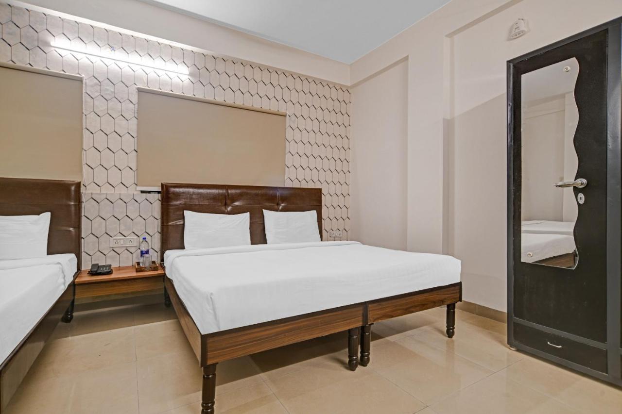 Collection O 84499 Nakshatra Hotel 3*