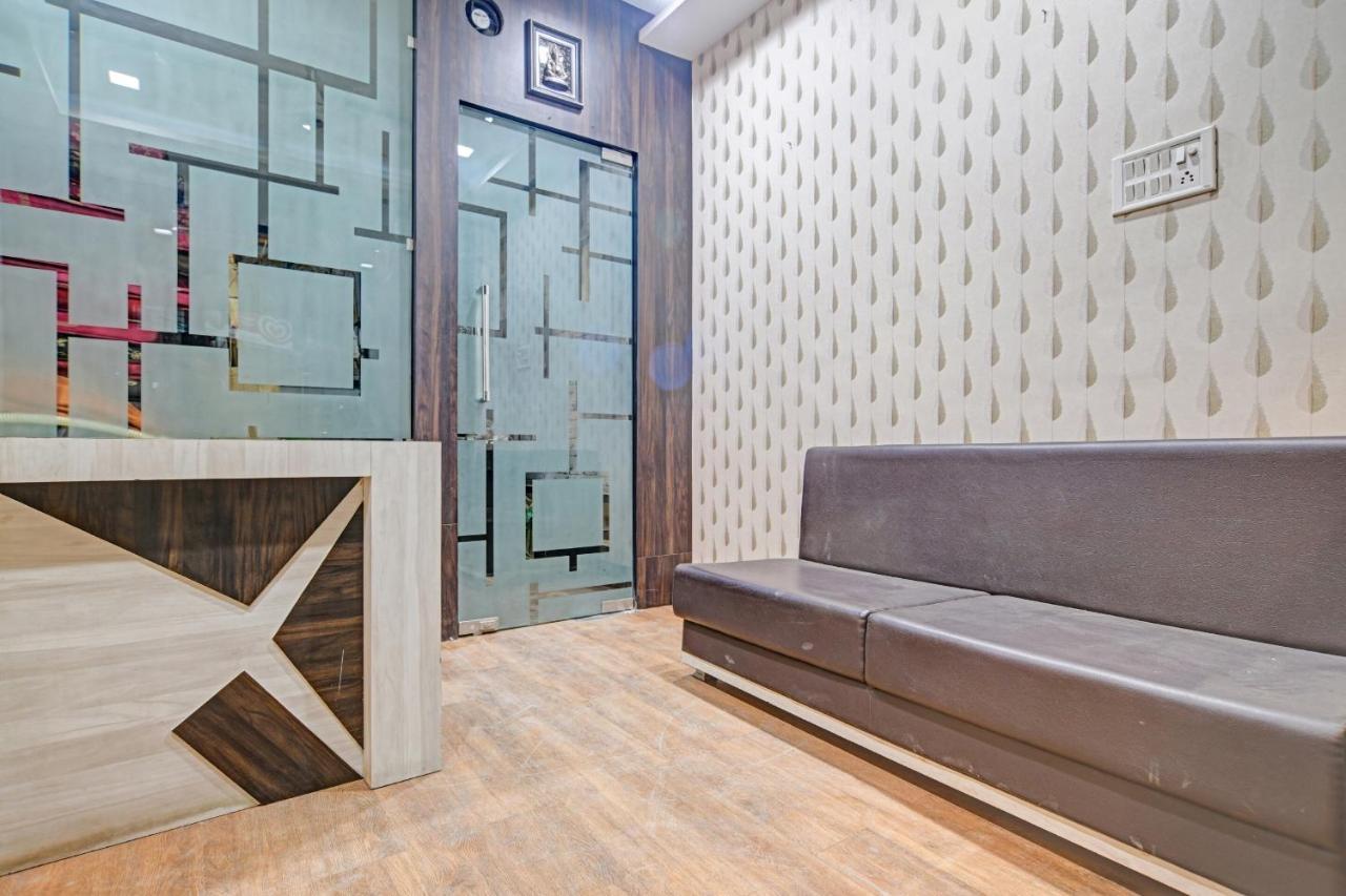 Collection O 84499 Nakshatra Hotel 3*